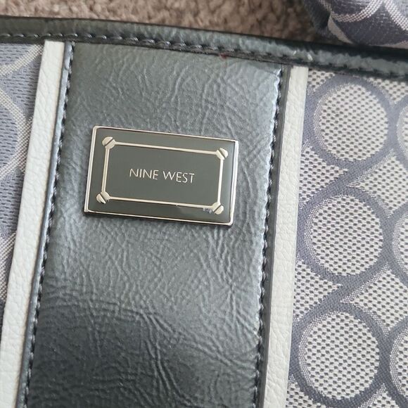 Nine West Purse Circle Print - Picture 2 of 4